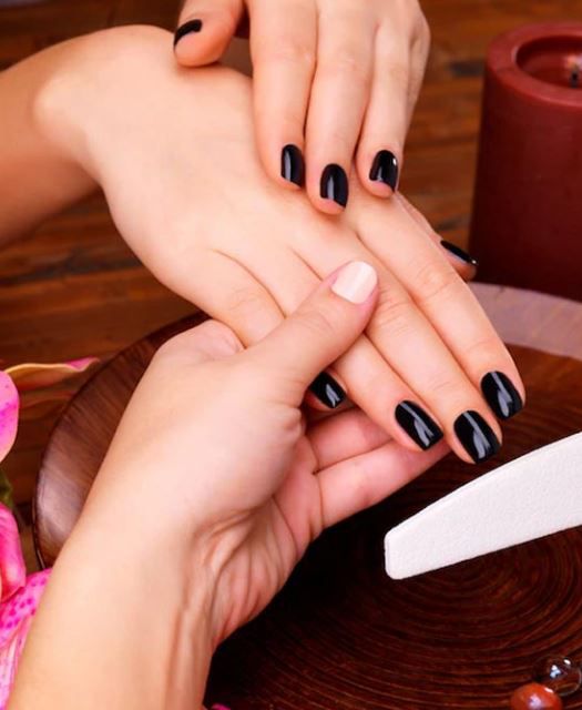 Manicure